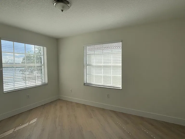13848 NW 22nd St — Photo 17