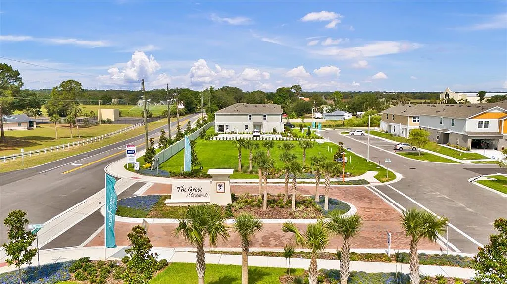 3 bed, 2.5 bath, 1542 sqft, $1,850 — Photo 3