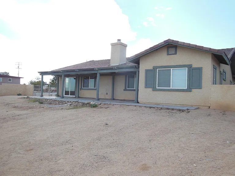 5744 Adobe Cir — Photo 21