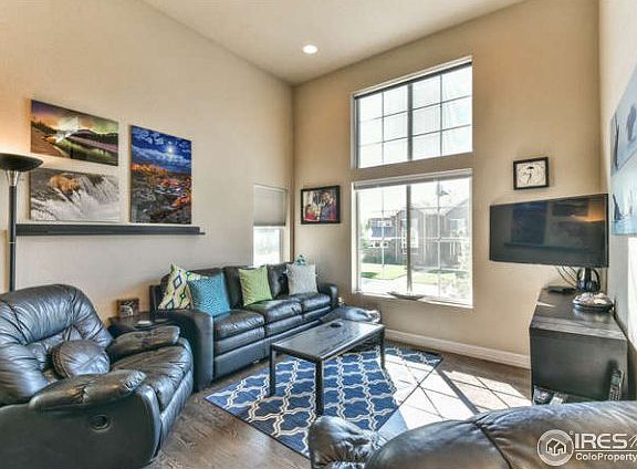 3rd image of 3379 Janus Dr