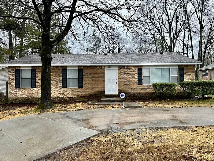 503 Hemphill Rd