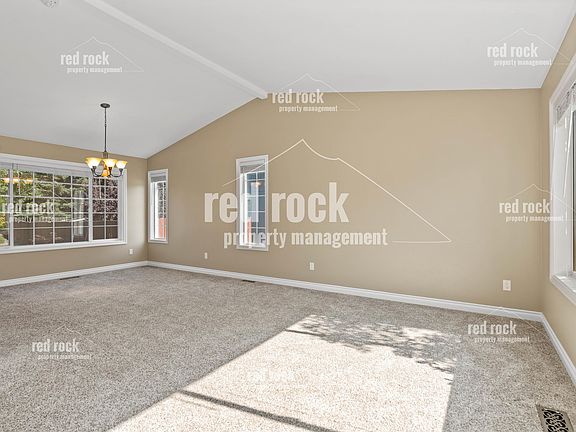 3rd image of 220 N Kelsea Ct