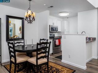 3183 Wayside Plz APT 312, Walnut Creek, CA 94597