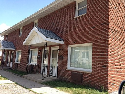 1st image of 3308 Sablewood Dr APT 1