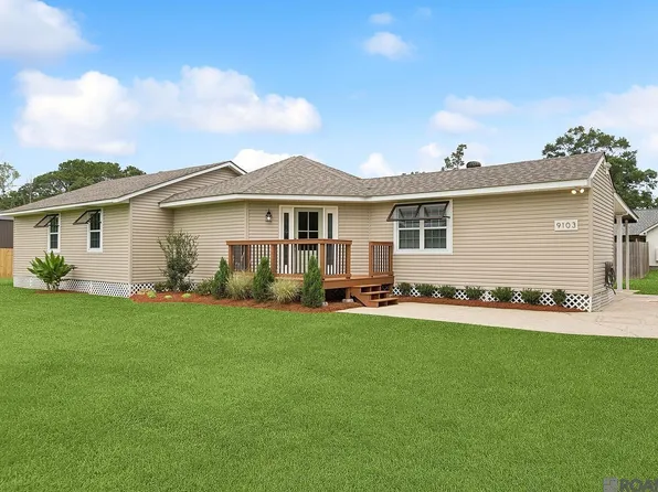 9103 Springfield Rd, Denham Springs, LA 70706