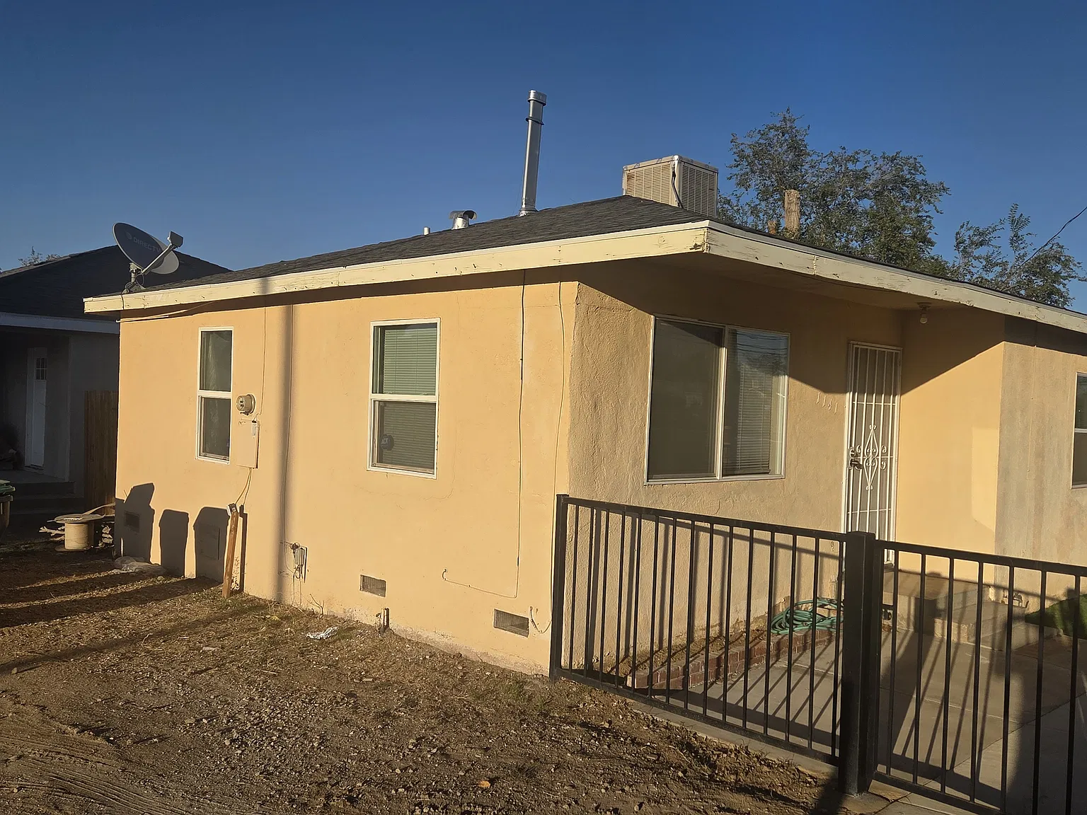2 bed, 630 sqft, $1,700 — Photo 2