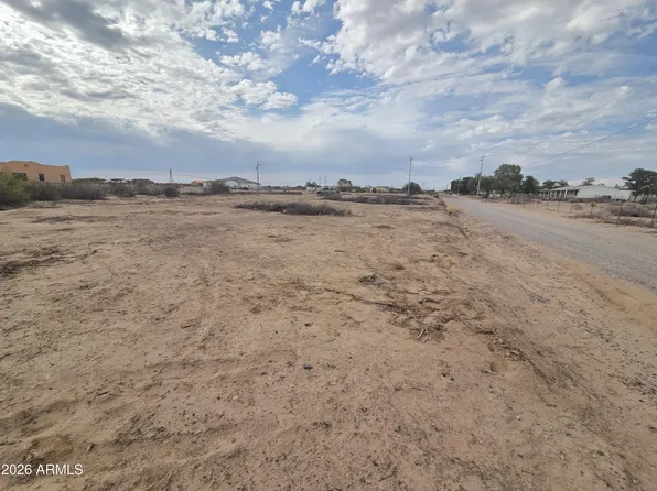 336 W BROADWAY Road #M, Tonopah, AZ 85354
