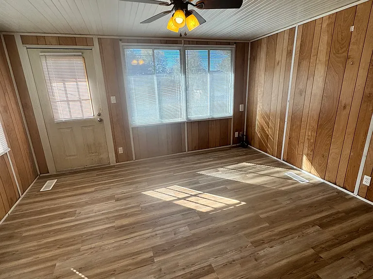 1630 N Monroe St — Photo 14