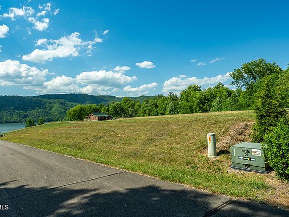 2nd image of Deer Ridge Ct Lot 6