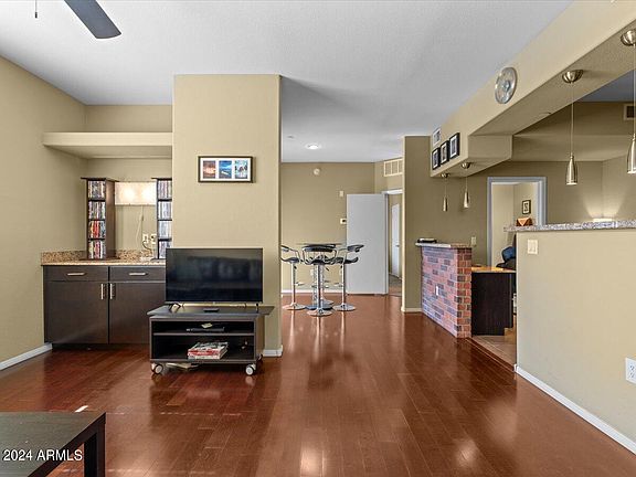 5th image of 3302 N 7th Street #368