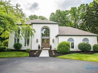 2560 Forestvale Rd, Toledo, OH 43615