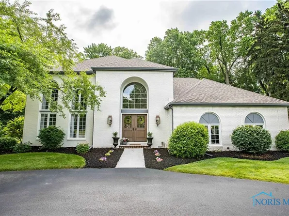 2560 Forestvale Rd, Toledo, OH 43615