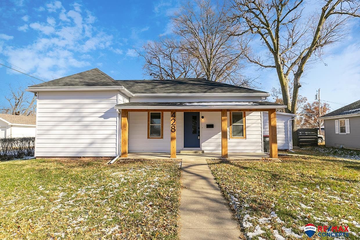 428 N 16th St Beatrice NE 68310 Zillow