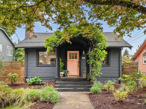 1709 SE 44th Ave, Portland, OR 97215
