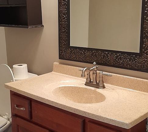 5th image of 4906 Golfview Dr