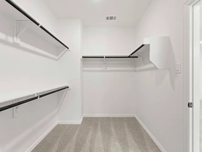 1215 Daybreak Dr — Photo 15