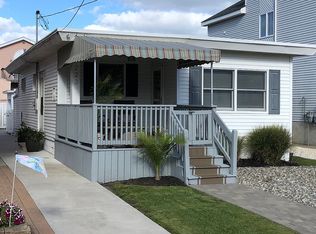 223 W Morning Glory Rd, Wildwood Crest, NJ 08260