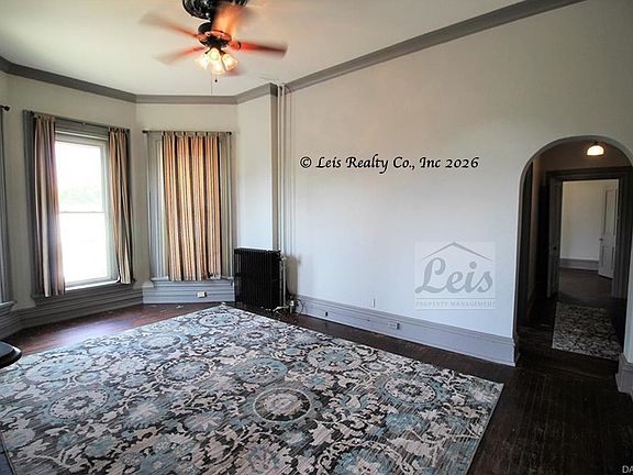 3rd image of 423 W 4th St APT 4