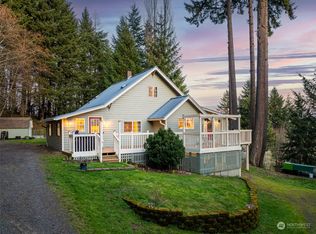 132 Charity Rd, Woodland, WA 98674