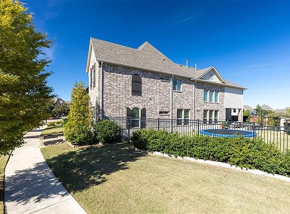 4th image of 3821 Plum Vista Pl