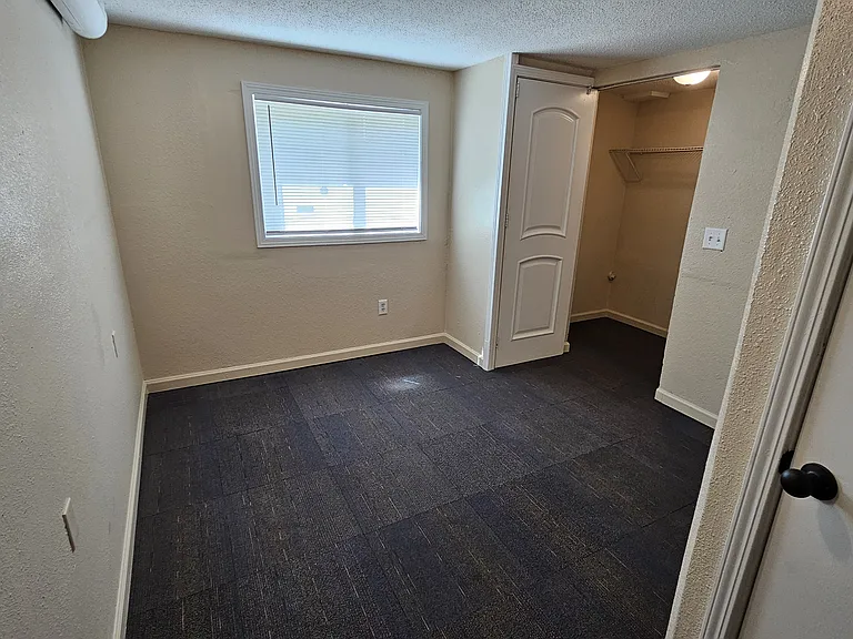 3147 Cleveland Ave — Photo 34
