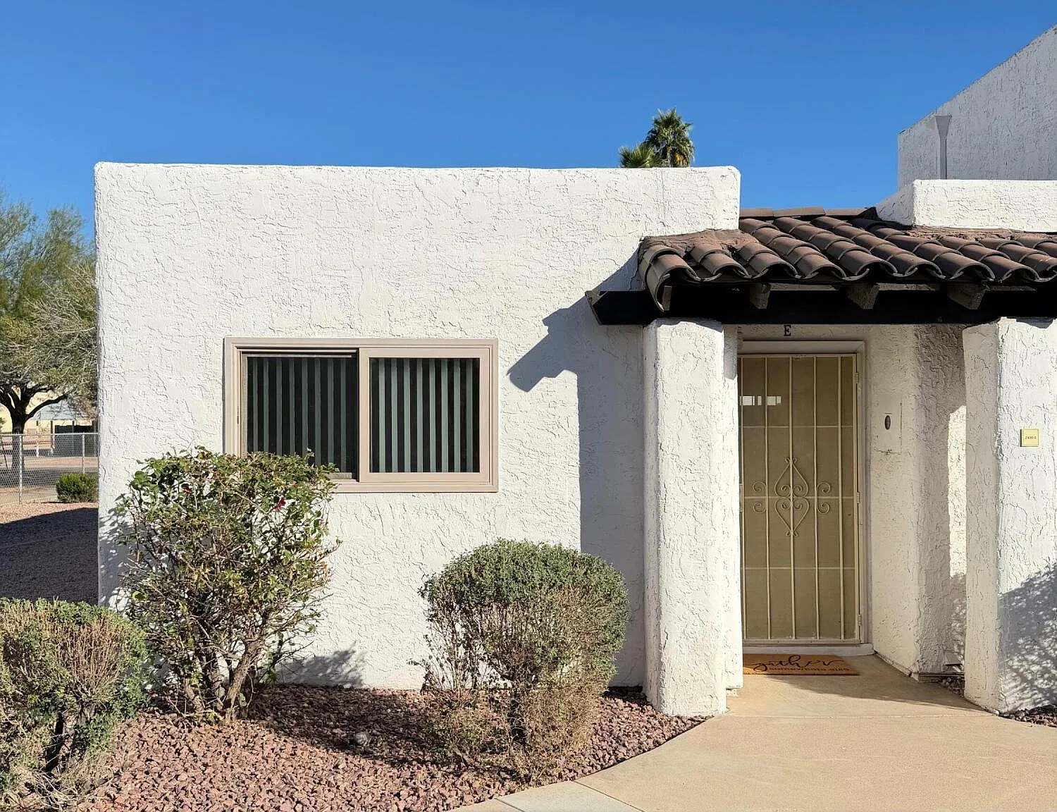 2 bed, 1.0 bath, 759 sqft, $1,700 — Photo 1