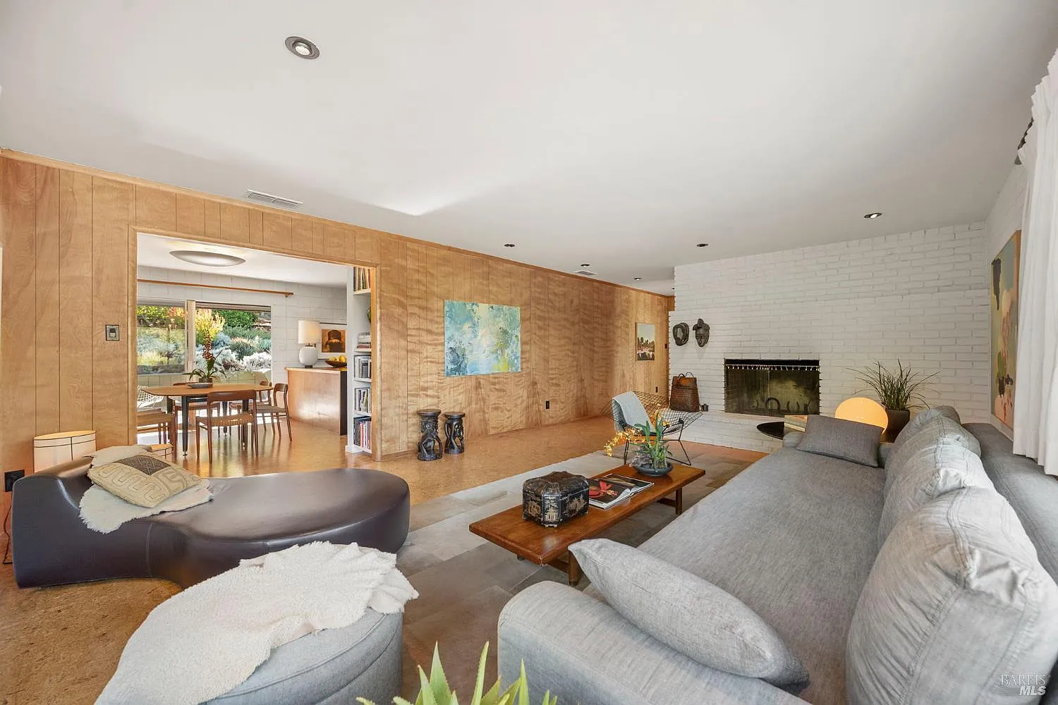 7480 Poplar Drive - Photo 11
