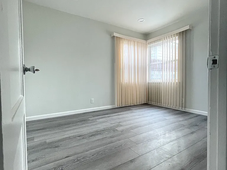7949 Clearfield Ave — Photo 22