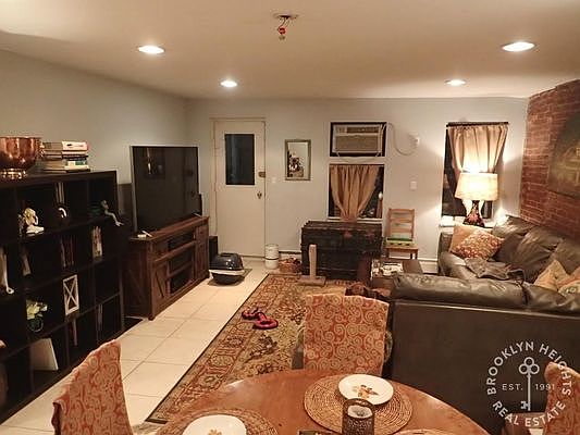 3rd image of 67 Bond St #1