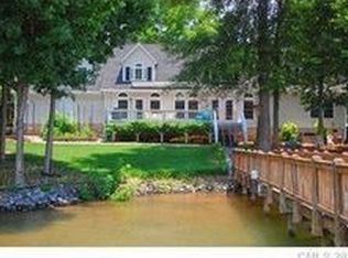 19431 Schooner Dr, Cornelius, NC 28031