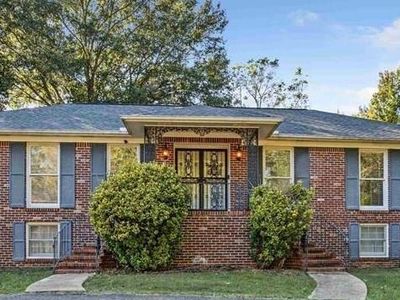6036 Gwin Cir, Bessemer, AL, 35023