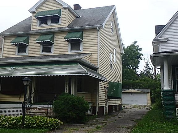 3rd image of 3255 E 121st St