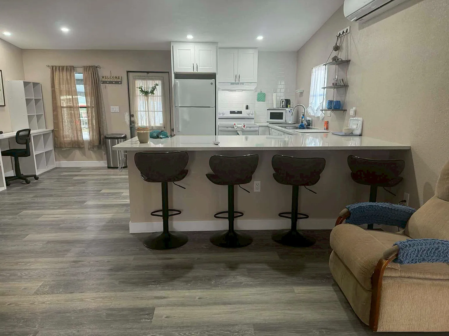 4701 Leilani Ln — Photo 3
