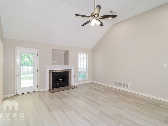 5th image of 240 Winding Creek Dr