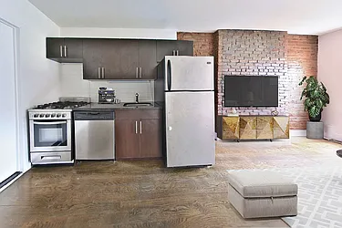 Rented by Platinum Properties