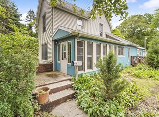 1321 N Waterloo Ave, Jackson, MI 49202