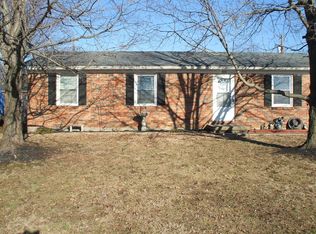 315 Center St, Lawrenceburg, KY 40342