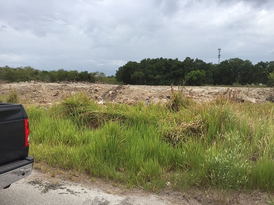 1st image of 2107 20th St E