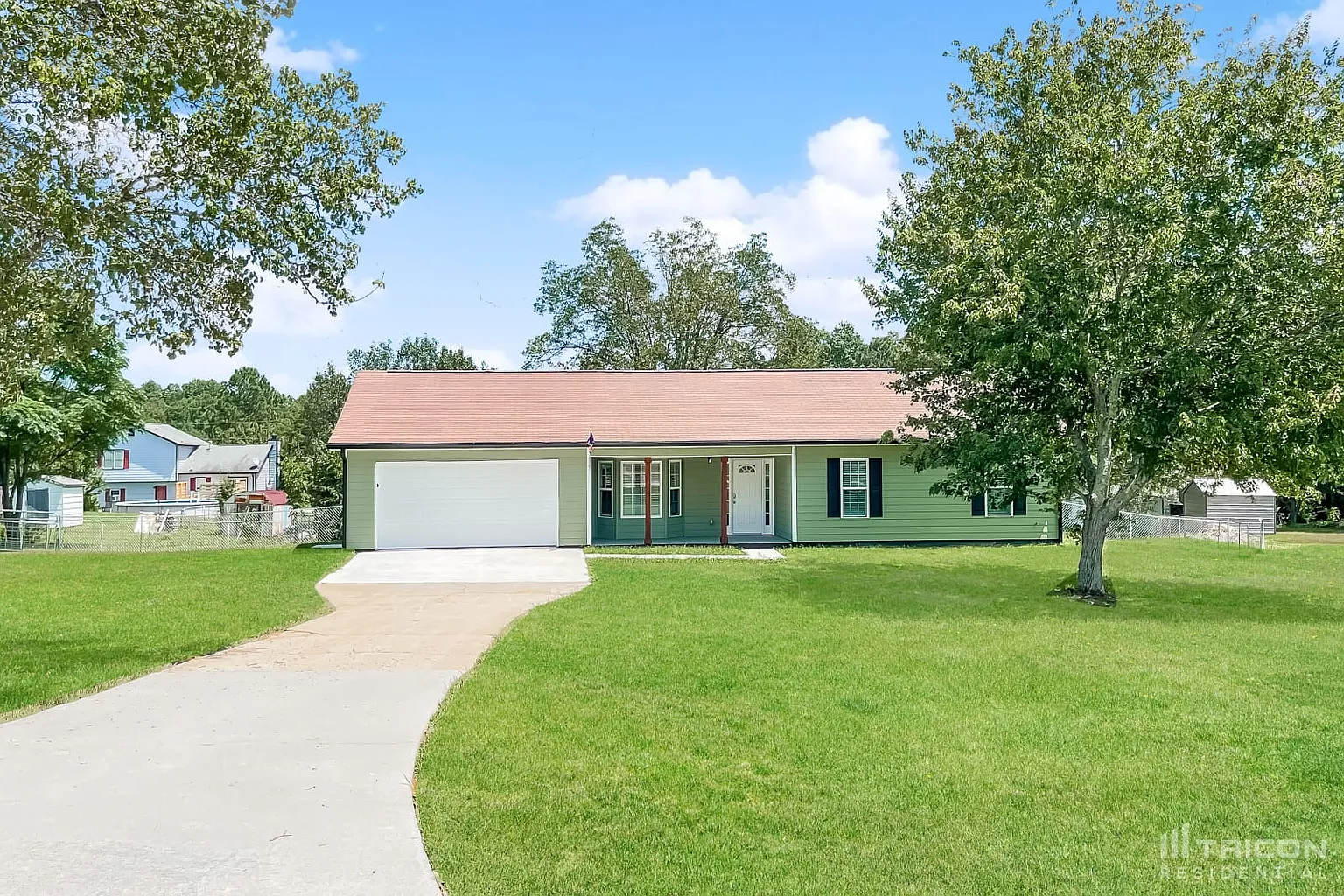 203 Summerfield Ln photo 1