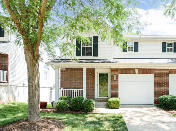 1318 Big Bend Crossing Dr, Valley Park, MO 63088