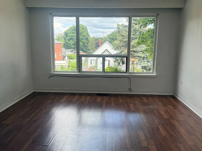 182 Ruggles Ave #3 — Photo 16