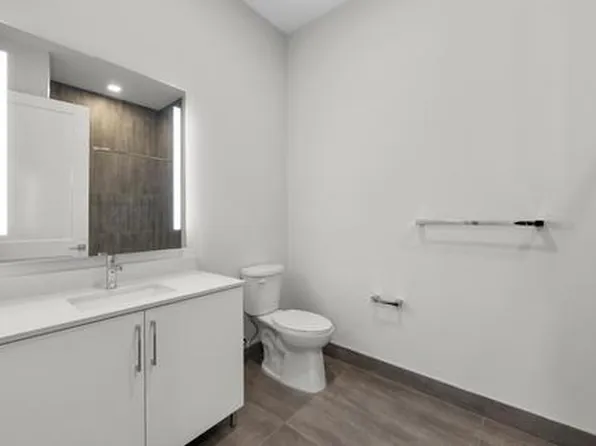 121 34th Street image 193 of 213