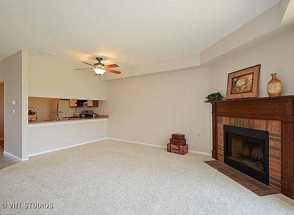 2nd image of 1491 Golfview Dr