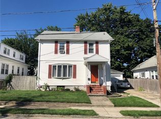 34 Parkway Ave, Providence, RI 02908
