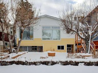 221 N 31st Ave NE, Calgary, AB T2E2G1