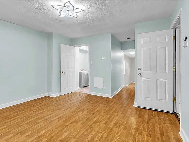 5132 Butler St #1 — Photo 5