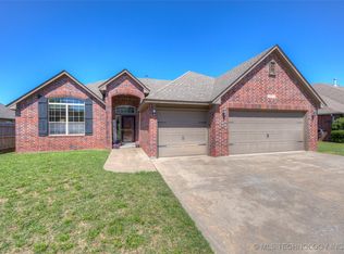 10216 N 120th East Ave, Owasso, OK 74055