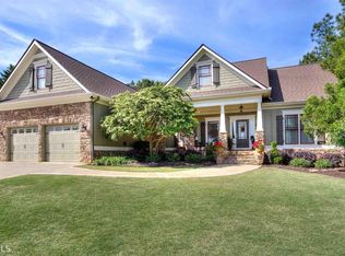 127 Colonial Cir, Cartersville, GA 30120