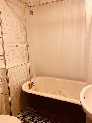 Rented by Corcoran | media 19