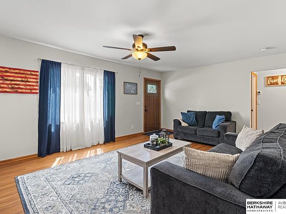 5th image of 7326 S 69th St
